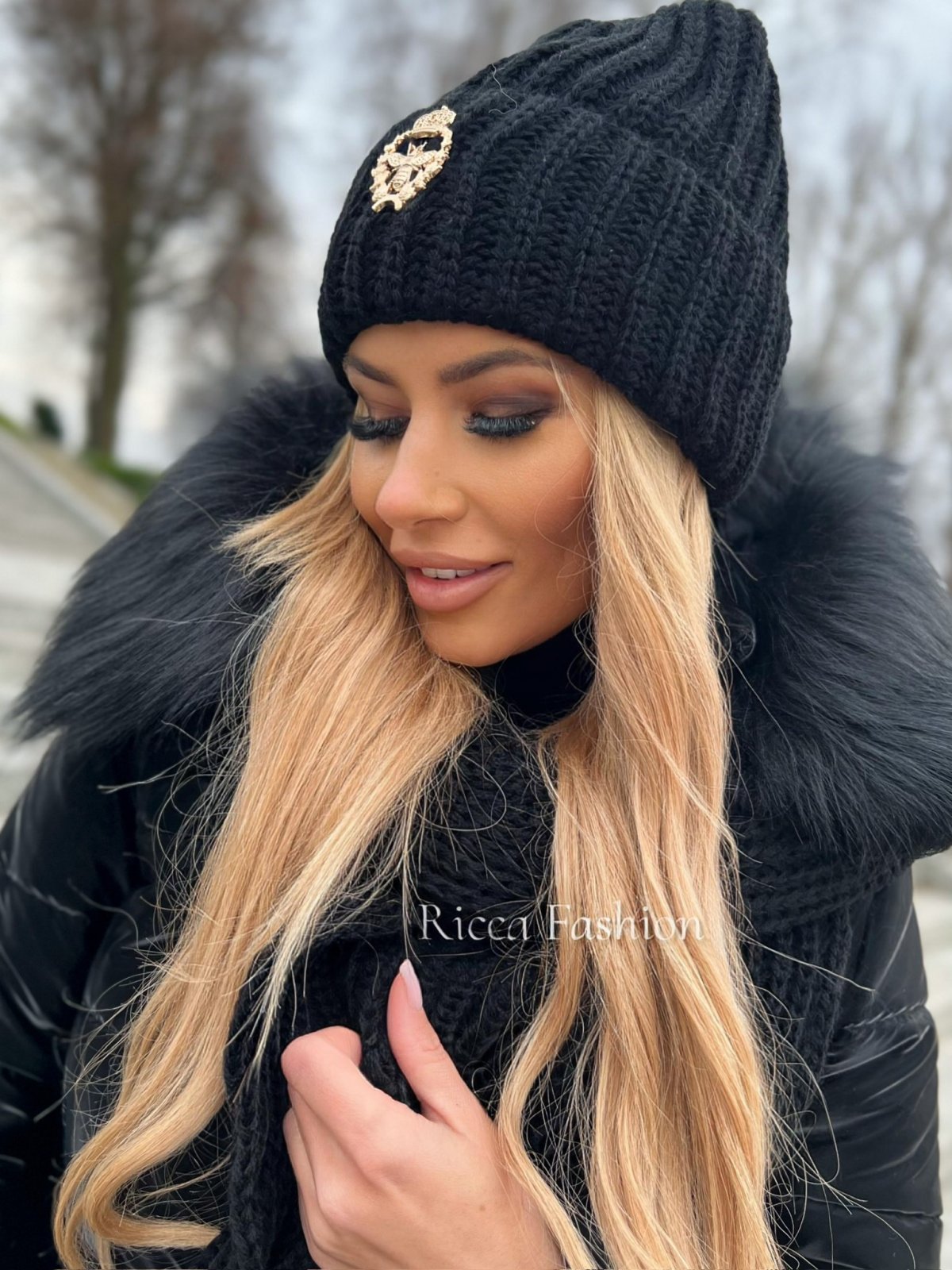 Komplet czapka+szalik APIS, black