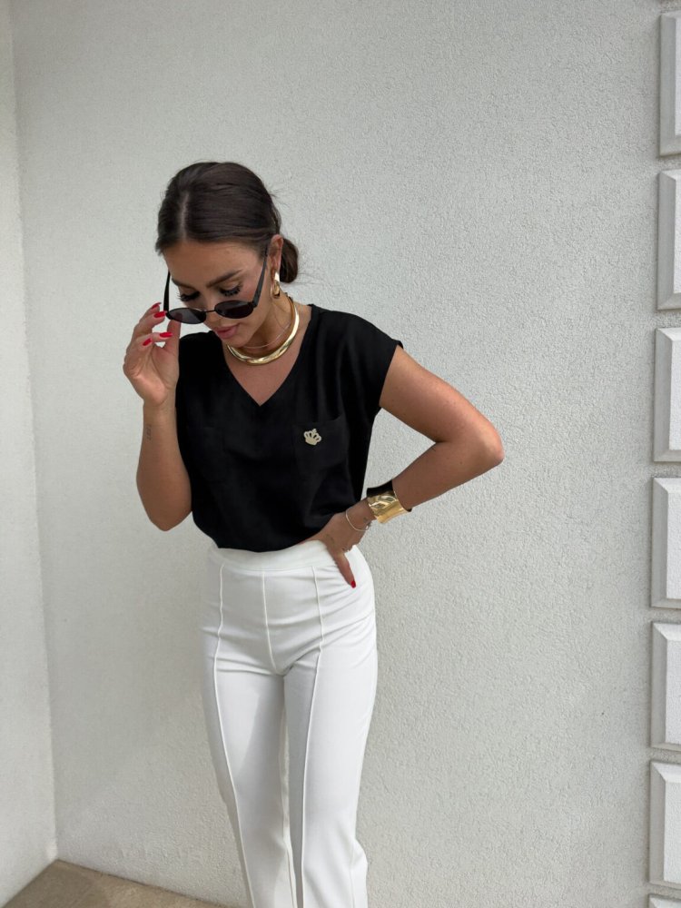 Bluzka KIESZONKI, czarna