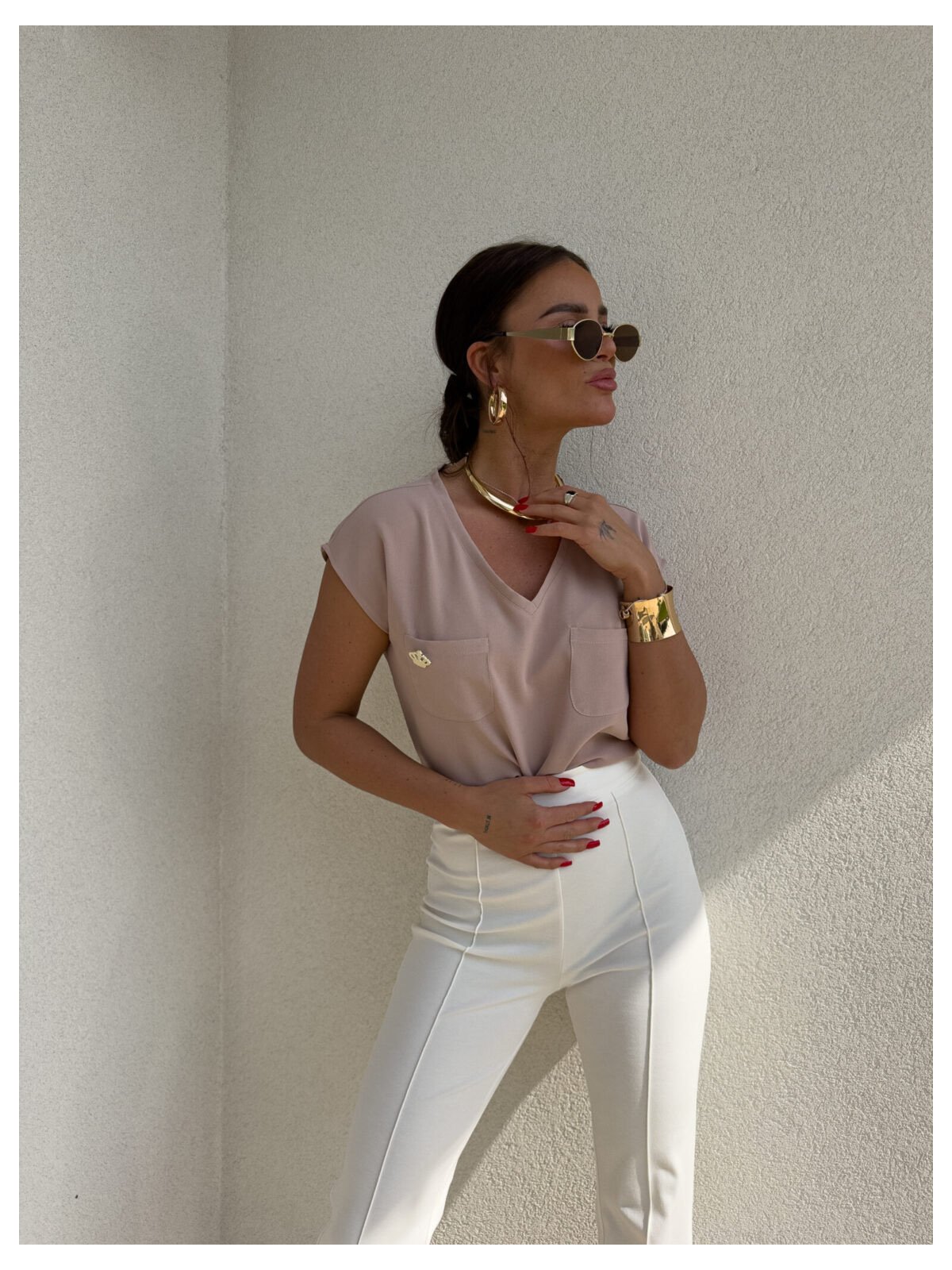 Bluzka KIESZONKI, ciemny beż