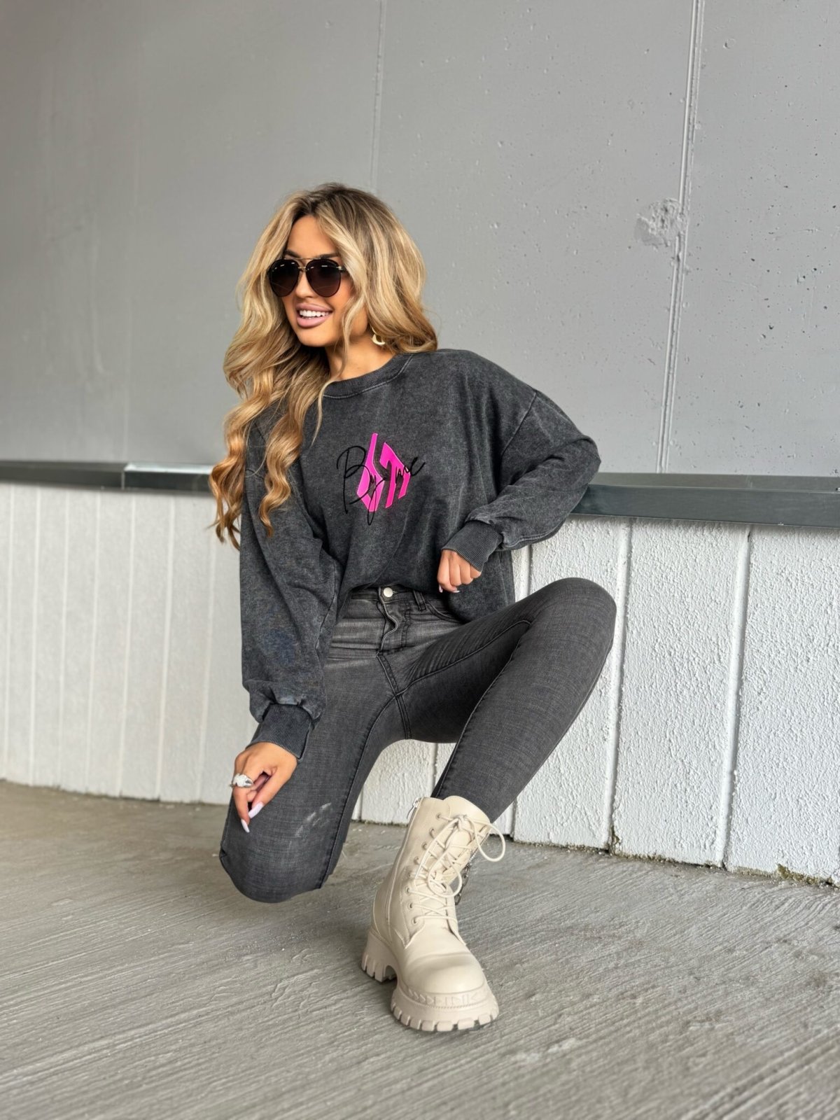 Bluza dresowa MONETTE, czarna