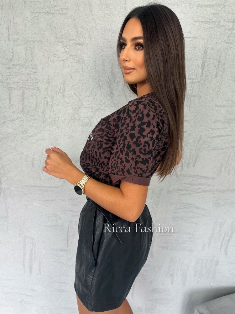 T-shirt STAY HERE, chocolate