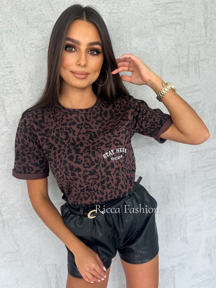 T-shirt STAY HERE, chocolate