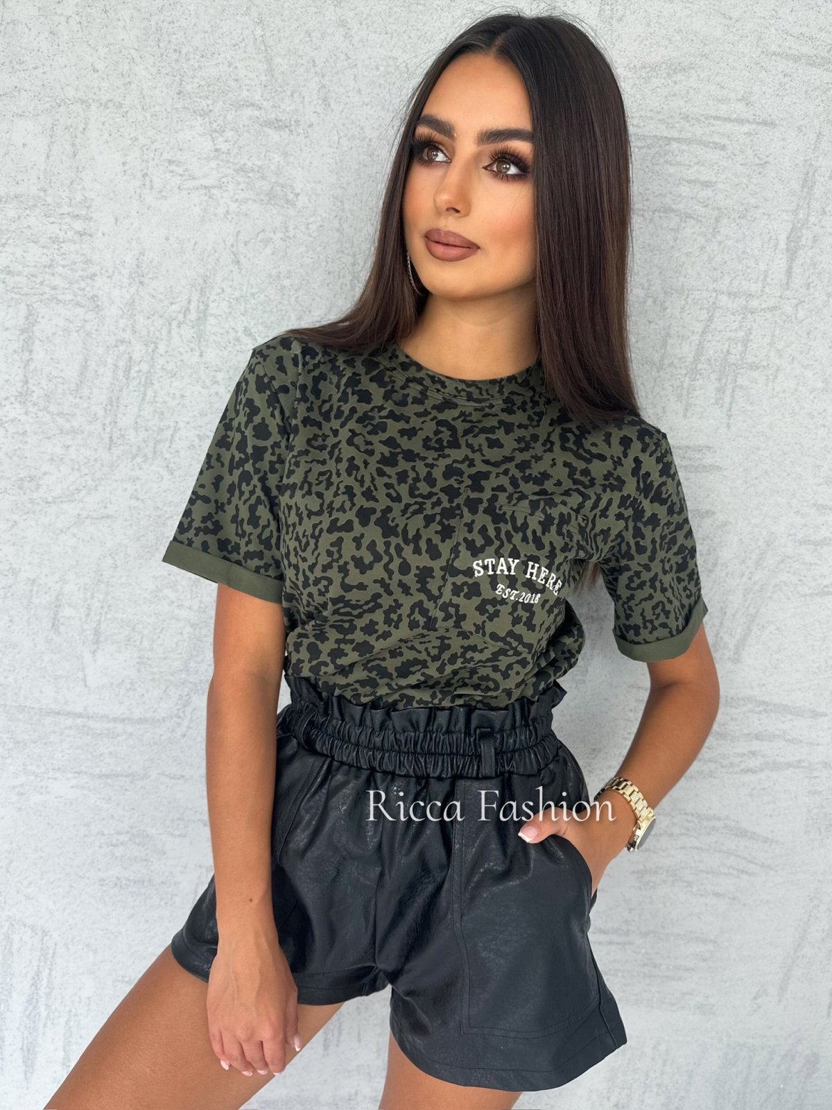 T-shirt STAY HERE, khaki