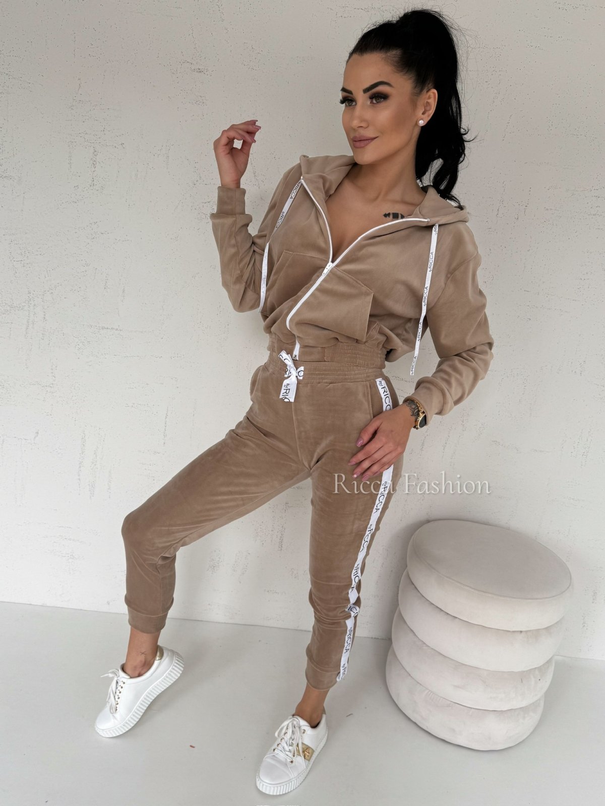 Komplet welurowy ANGEL by Ricca, light carmel