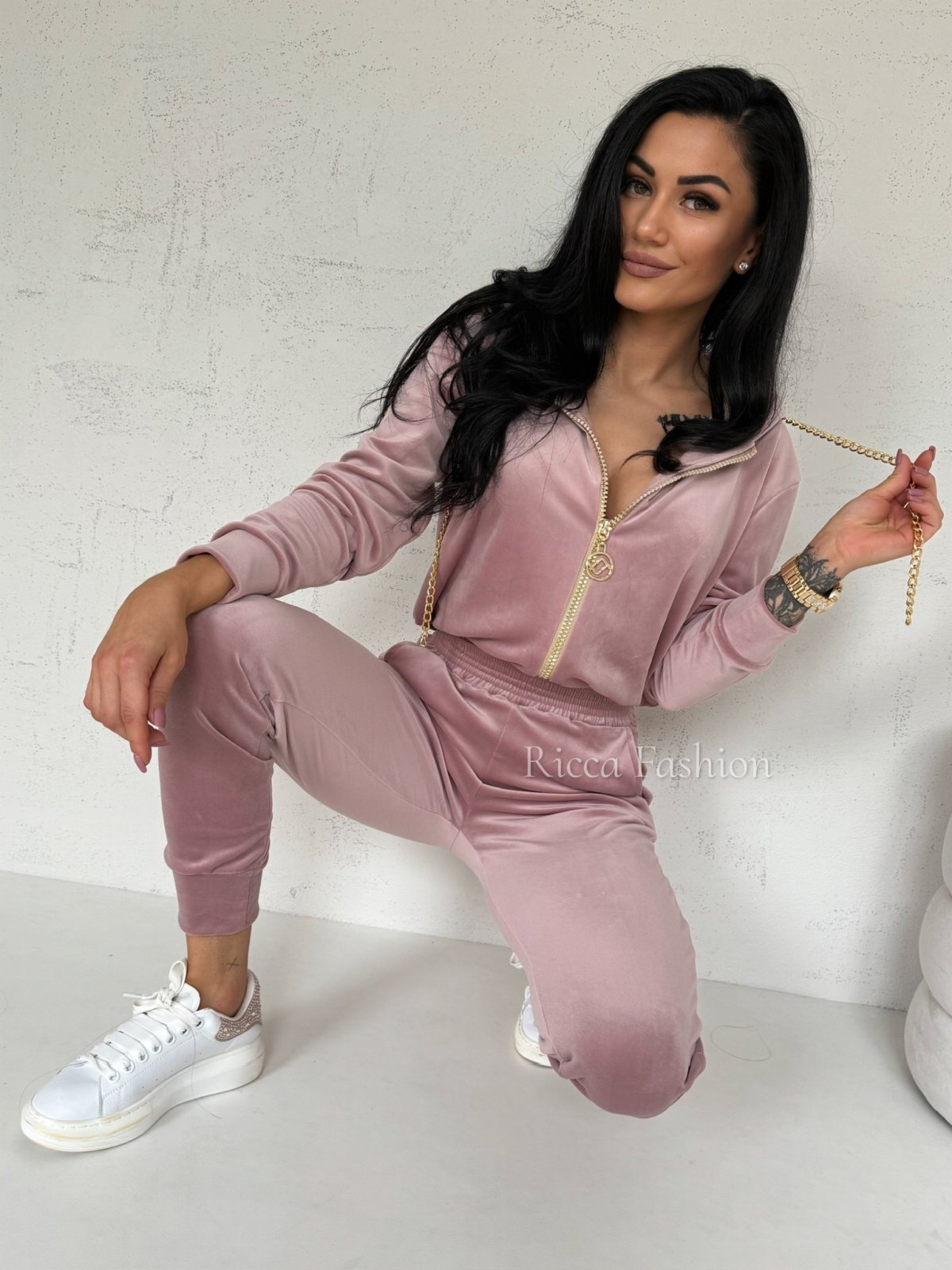 Komplet welurowy FAMOUS by Ricca, powder