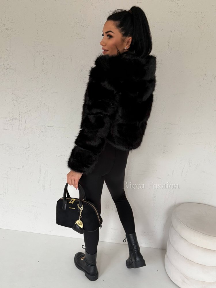 Kurtka/futerko z kapturem...