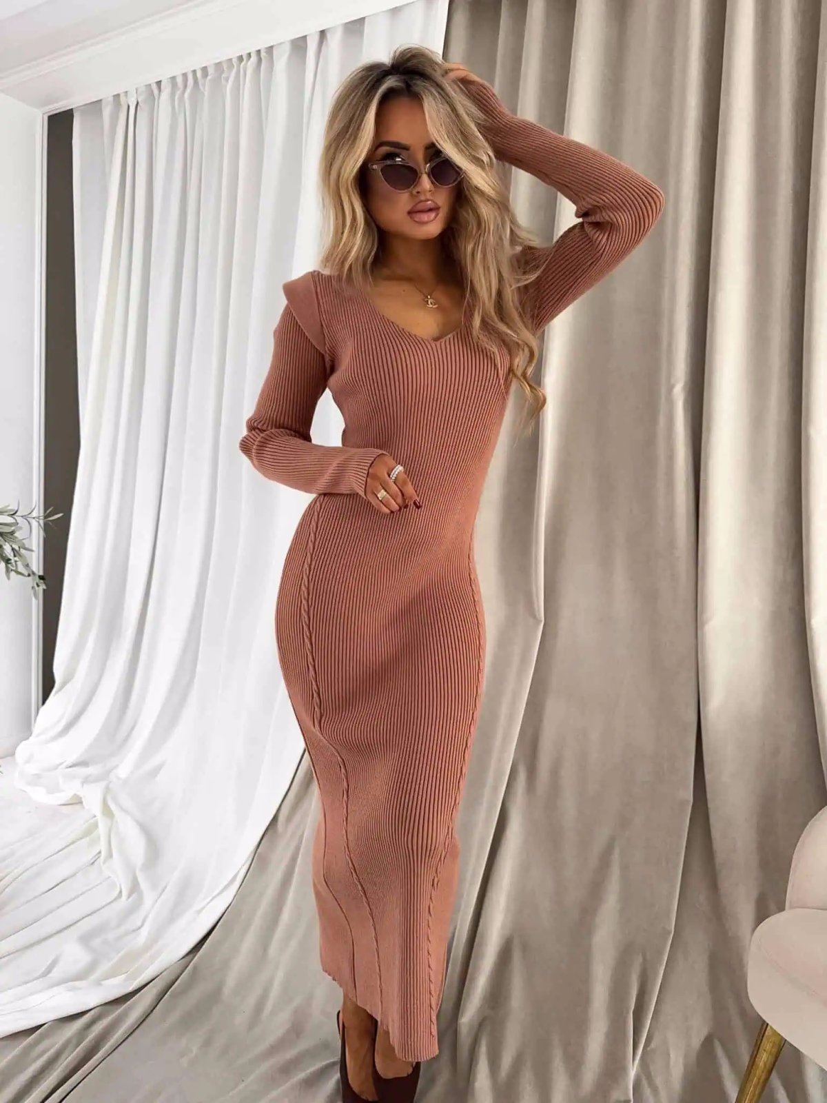 Sukienka z kaszmirem LORDIS, karmel