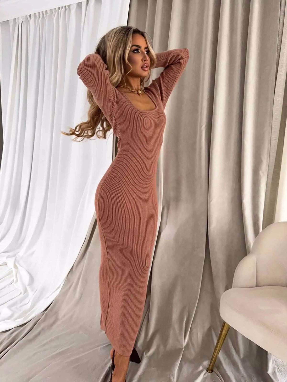 Sukienka z kaszmirem COYA, karmel