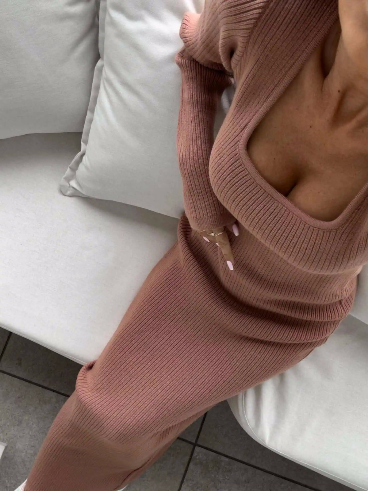 Sukienka z kaszmirem COYA, karmel