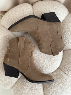 Kowbojki/botki skórzane zamszowe COLORADO, beige