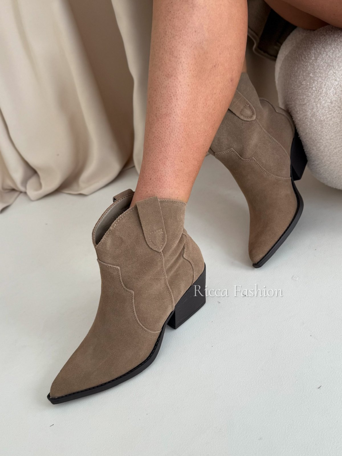 Kowbojki/botki skórzane zamszowe COLORADO, beige