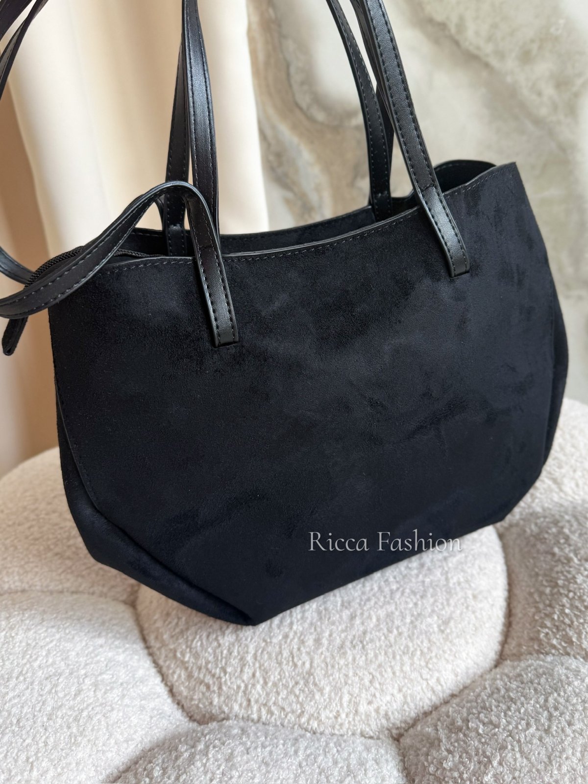 Torebka zamszowa ROCKY, black