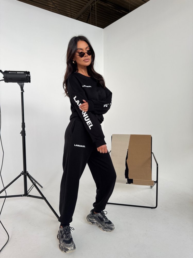 Spodnie dresowe NATIVE, czarne