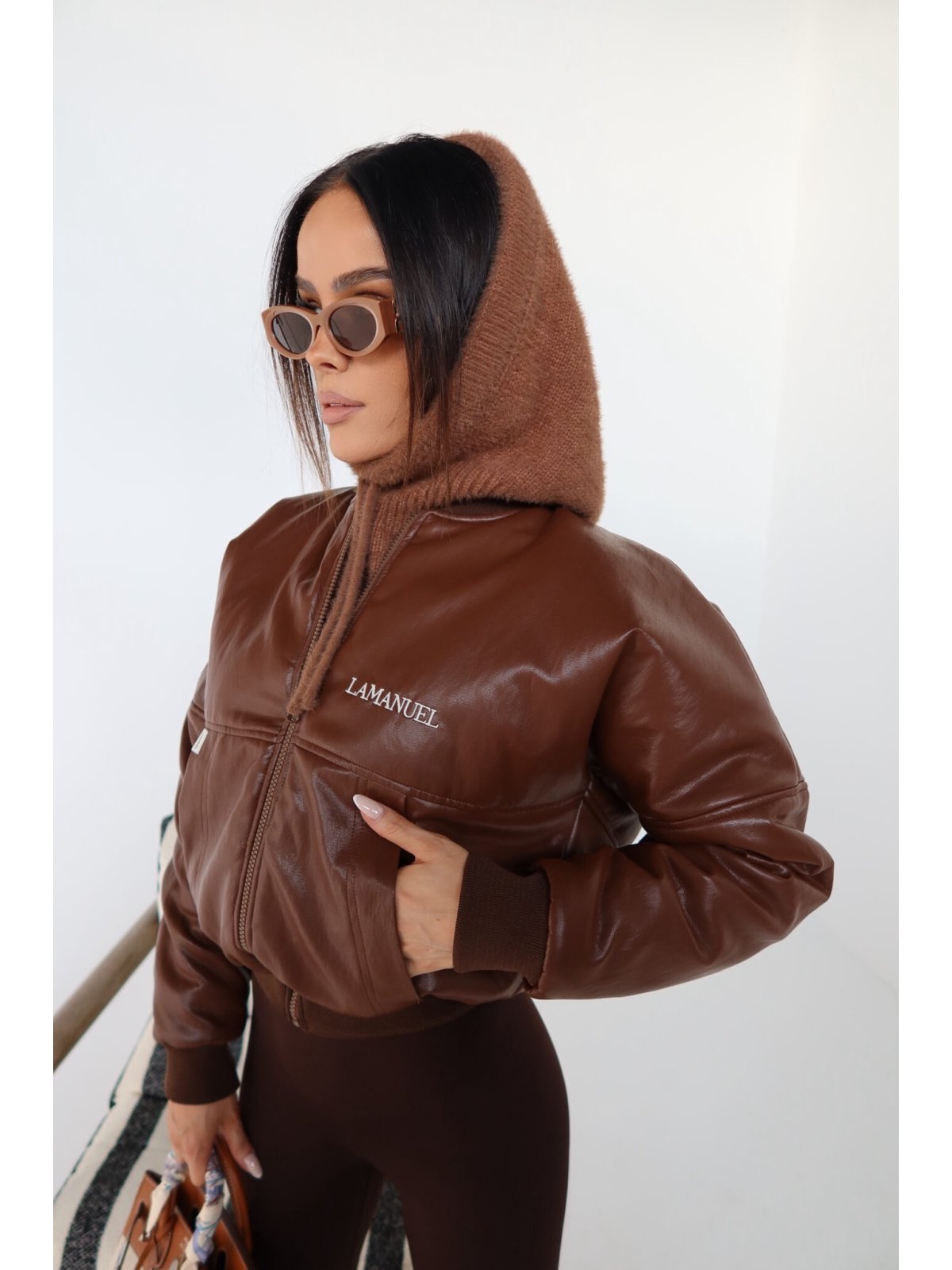 Kurtka bomberka TIMELESS, czekolada