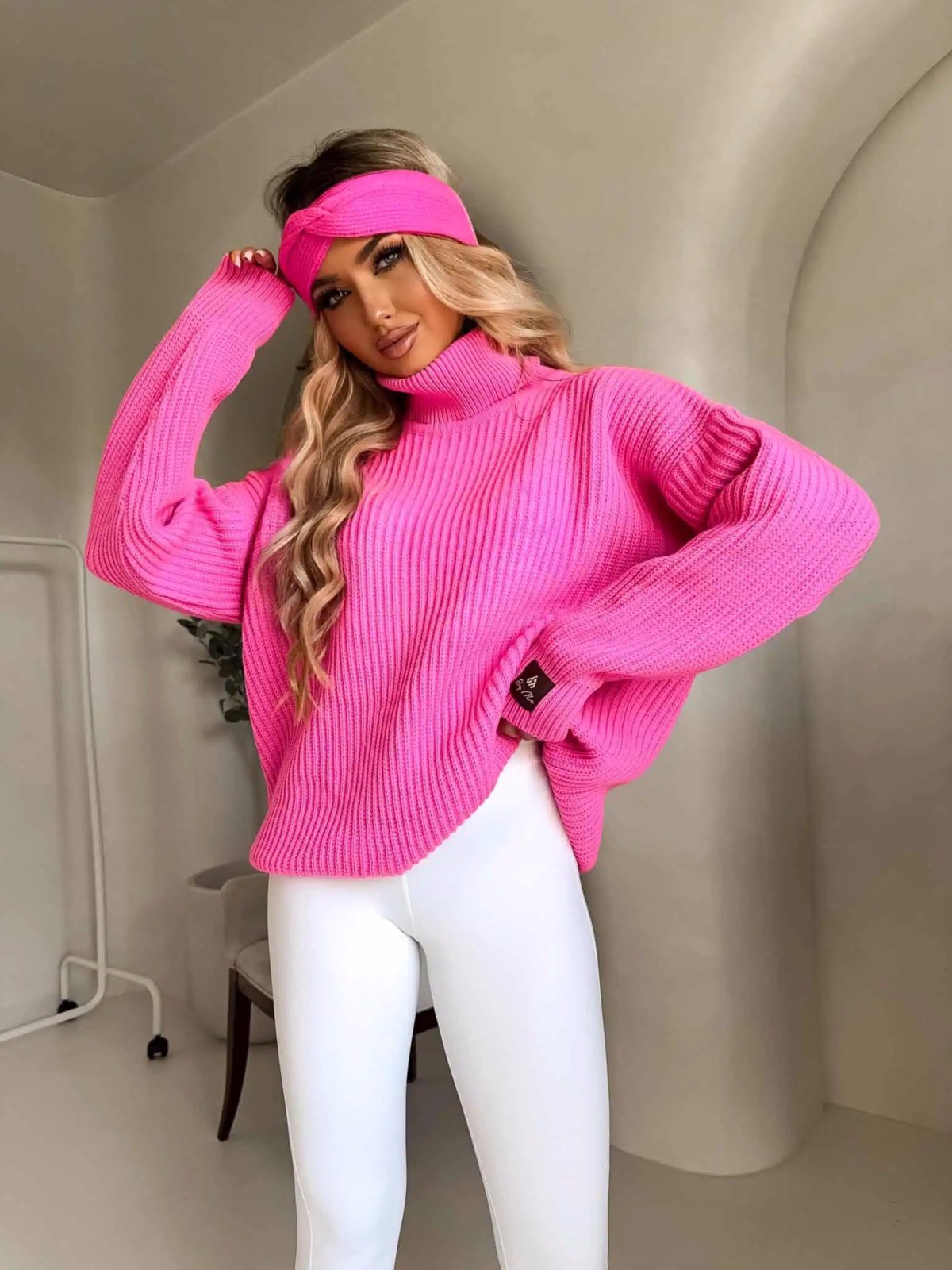 Sweter golf z wełną LAVER, barbie róż