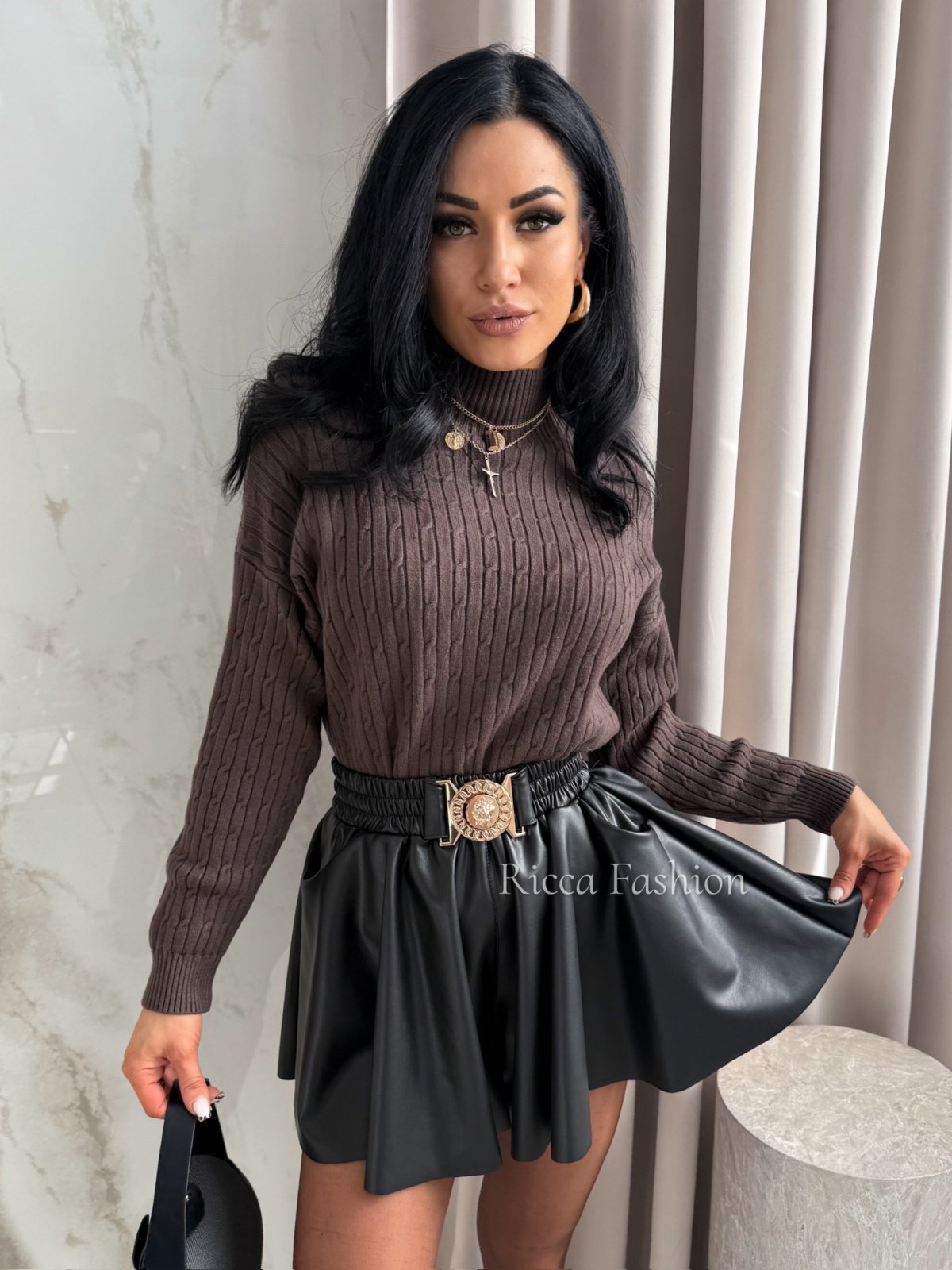 Szorty rozkloszowane skórzane FELIXO, black