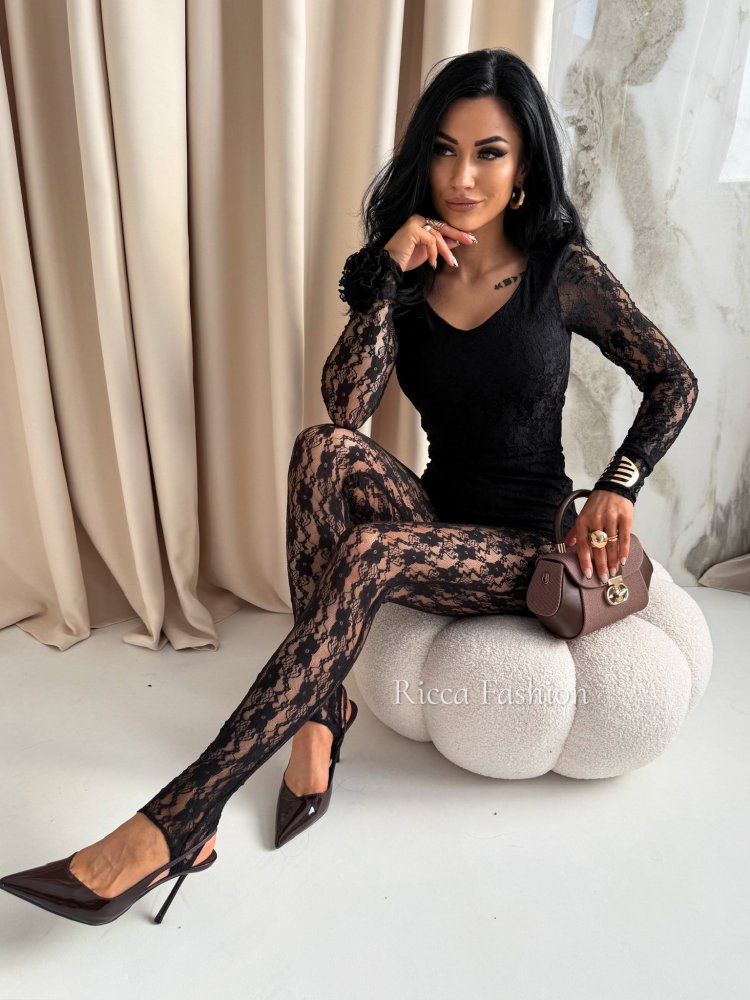 Kombinezon koronkowy...