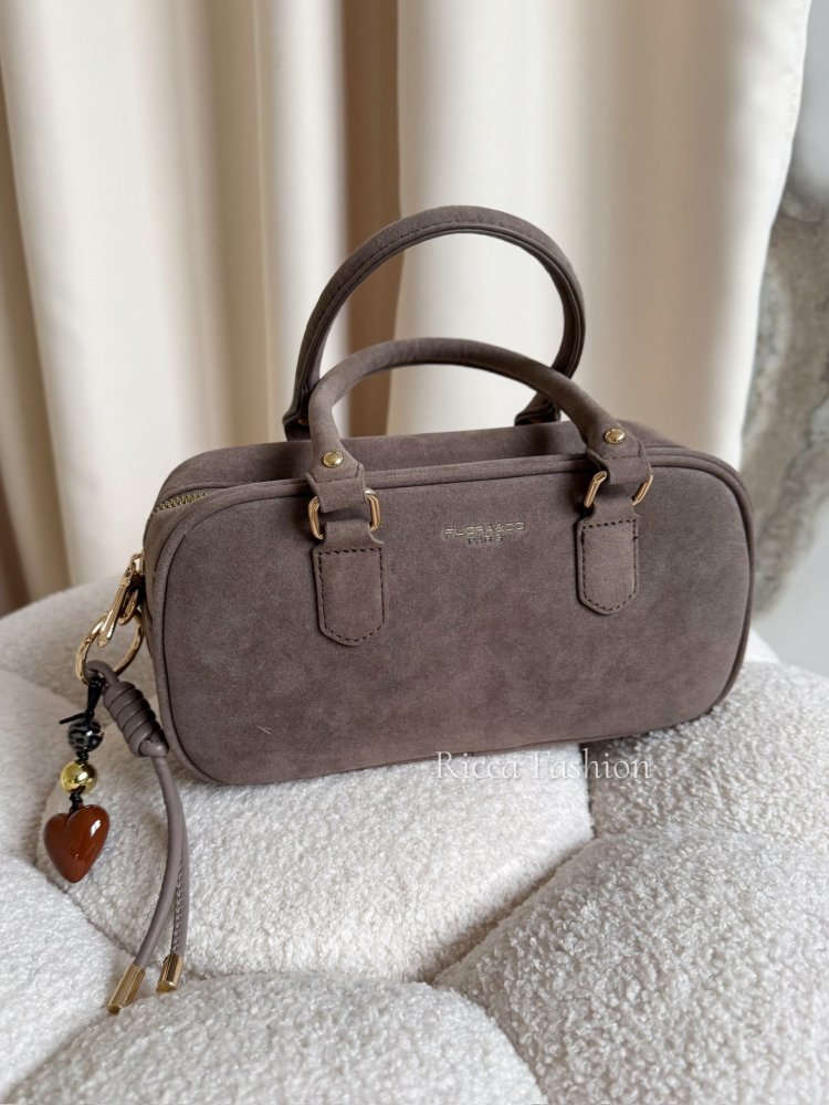 Torebka/kuferek zamszowy...