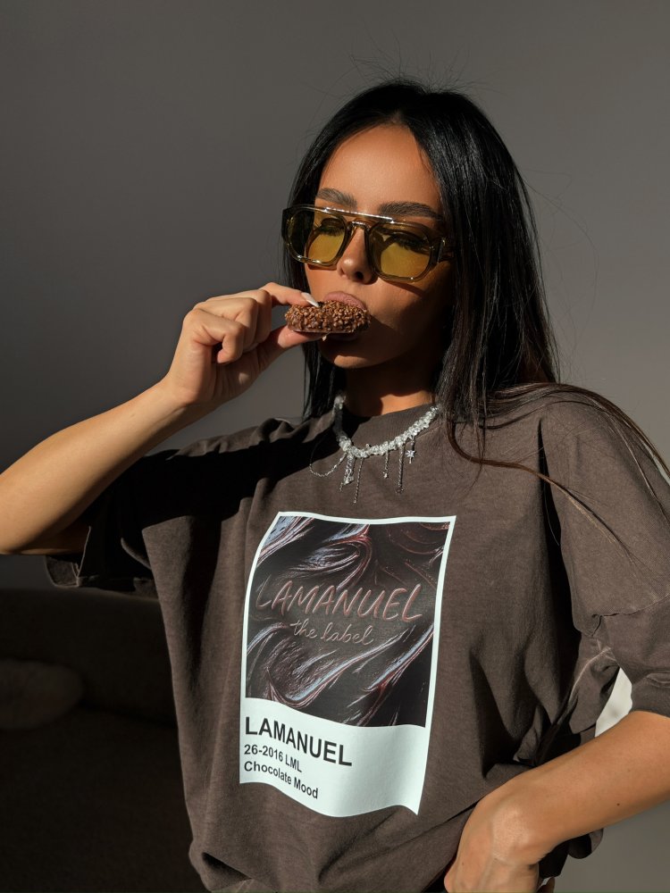 T-shirt NIGHTLIFE, chocolate