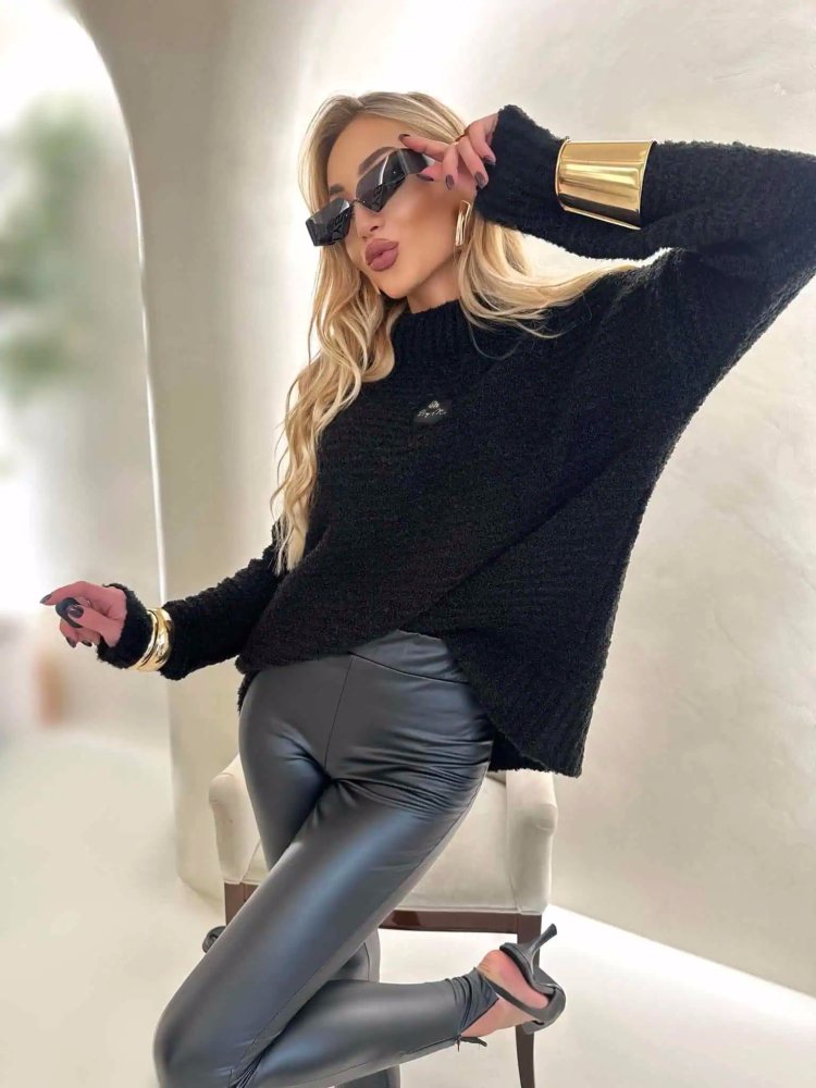 Sweter z wełną BUCLA, czarny