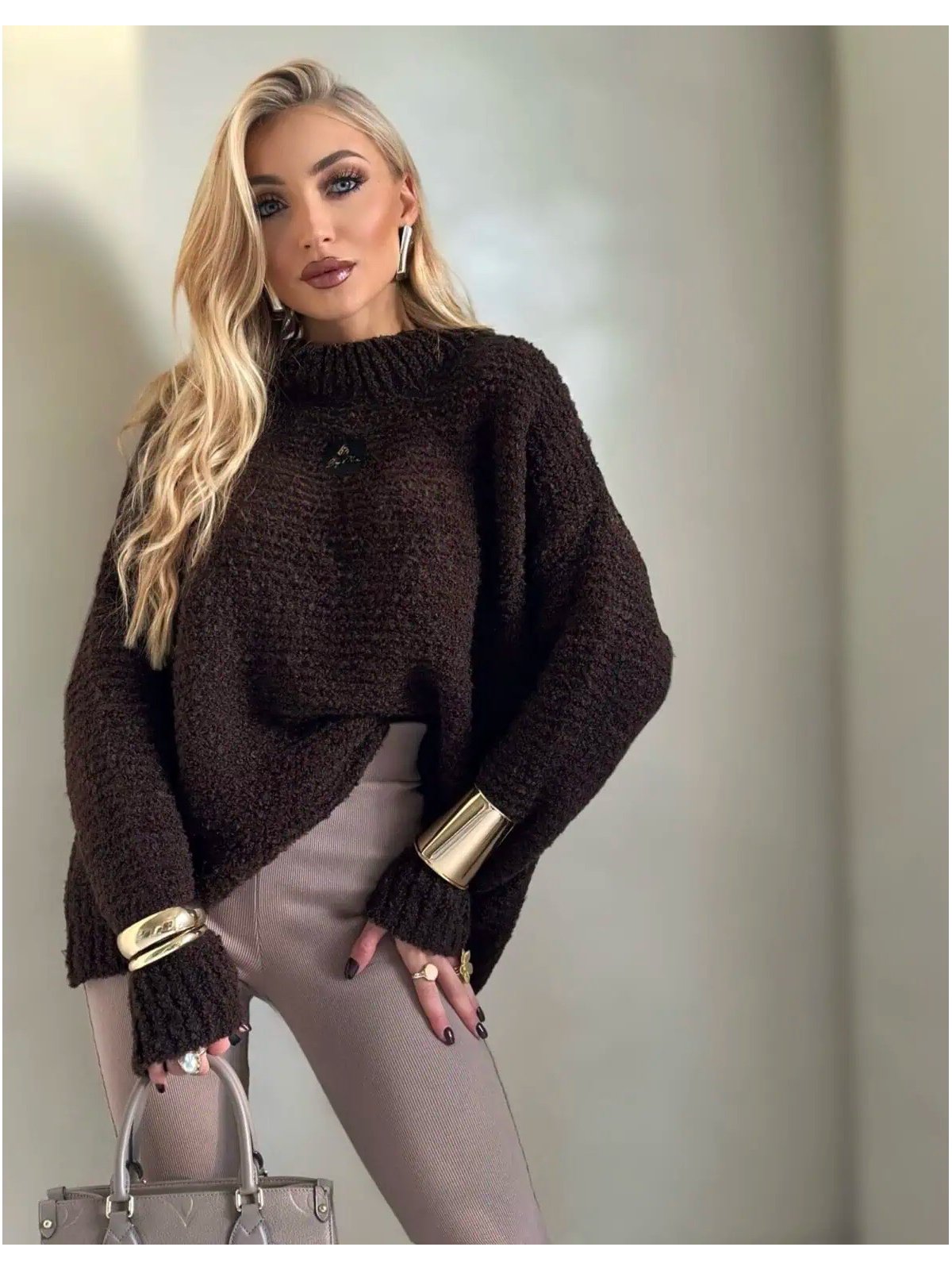 Sweter z wełną BUCLA, czekolada