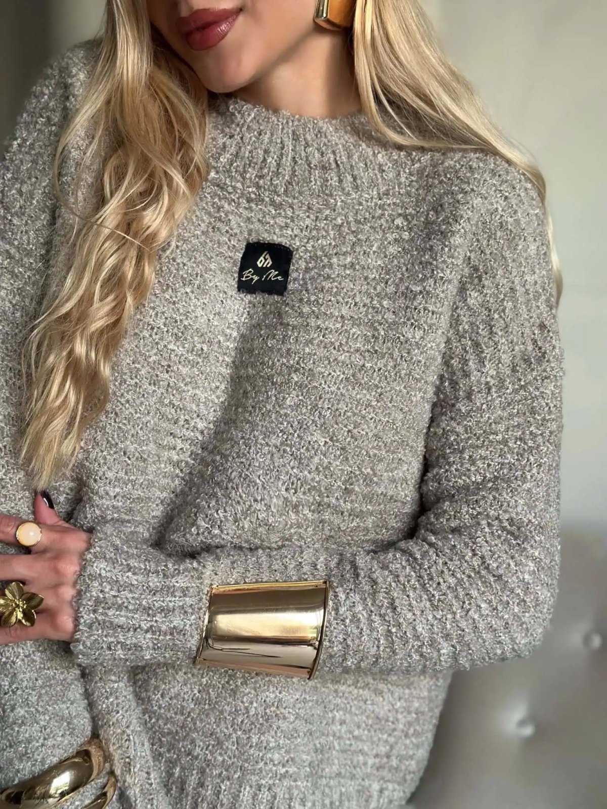 Sweter z wełną BUCLA, beż