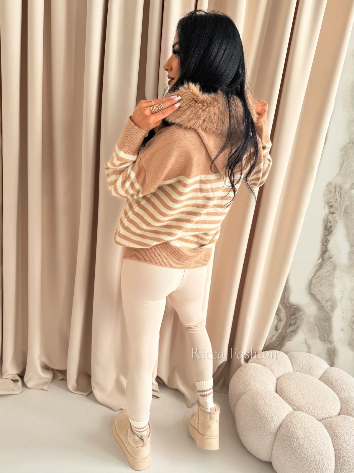 Sweter AMELISSE, carmel