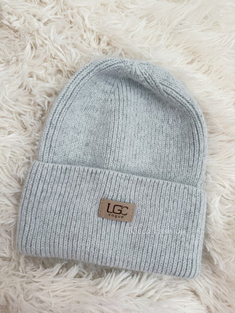 Czapka z angorą i wiskozą...