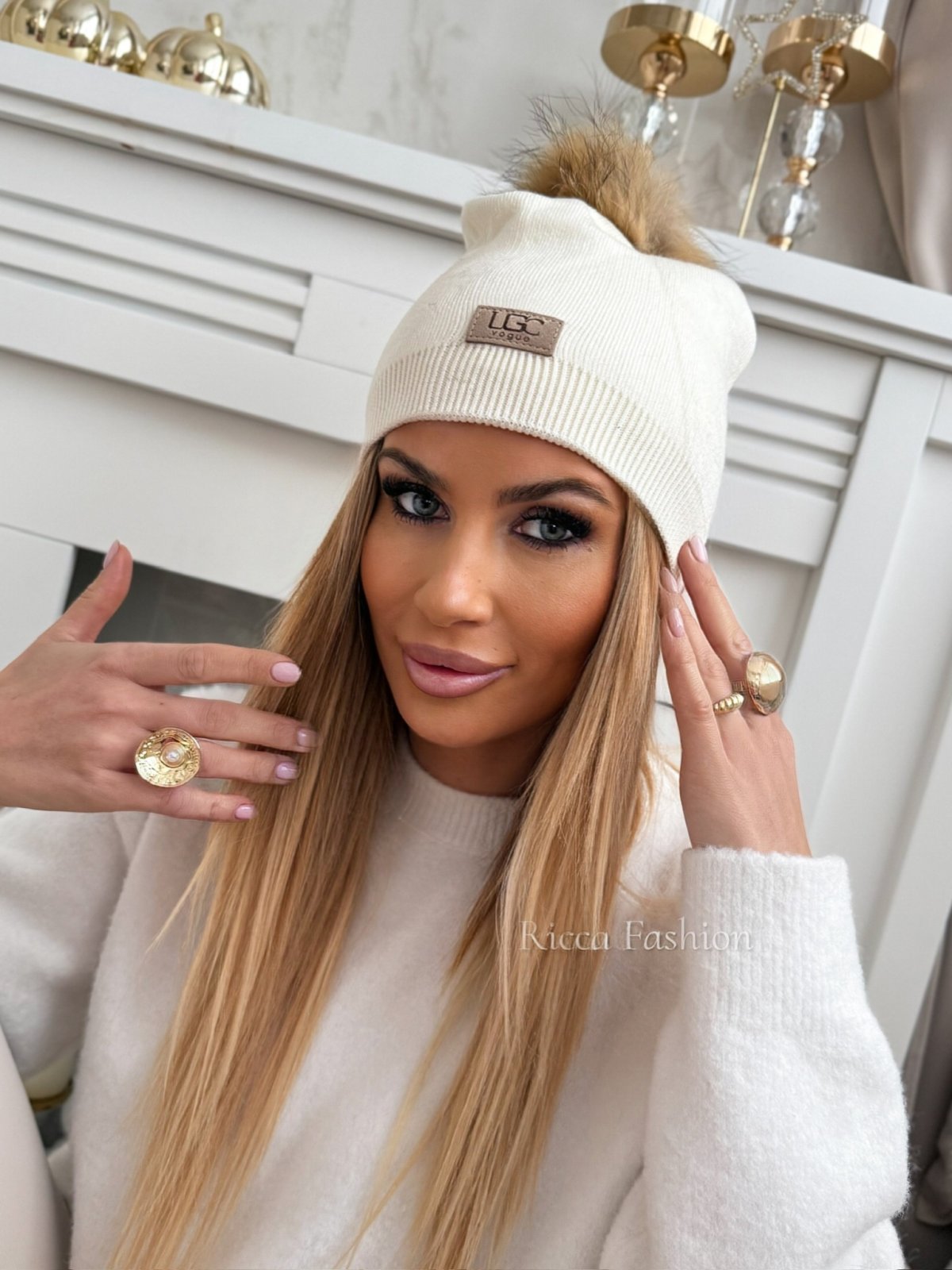 Czapka z wełną i jenotem UGGLIA, ecru