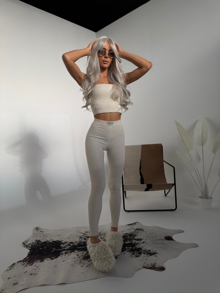 Komplet prążkowany...