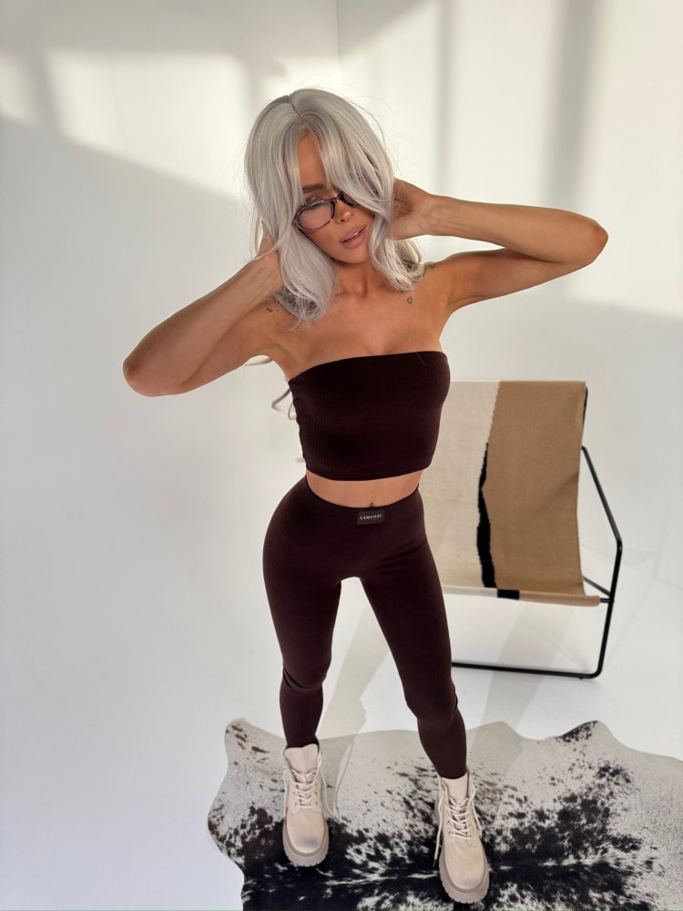 Komplet prążkowany...