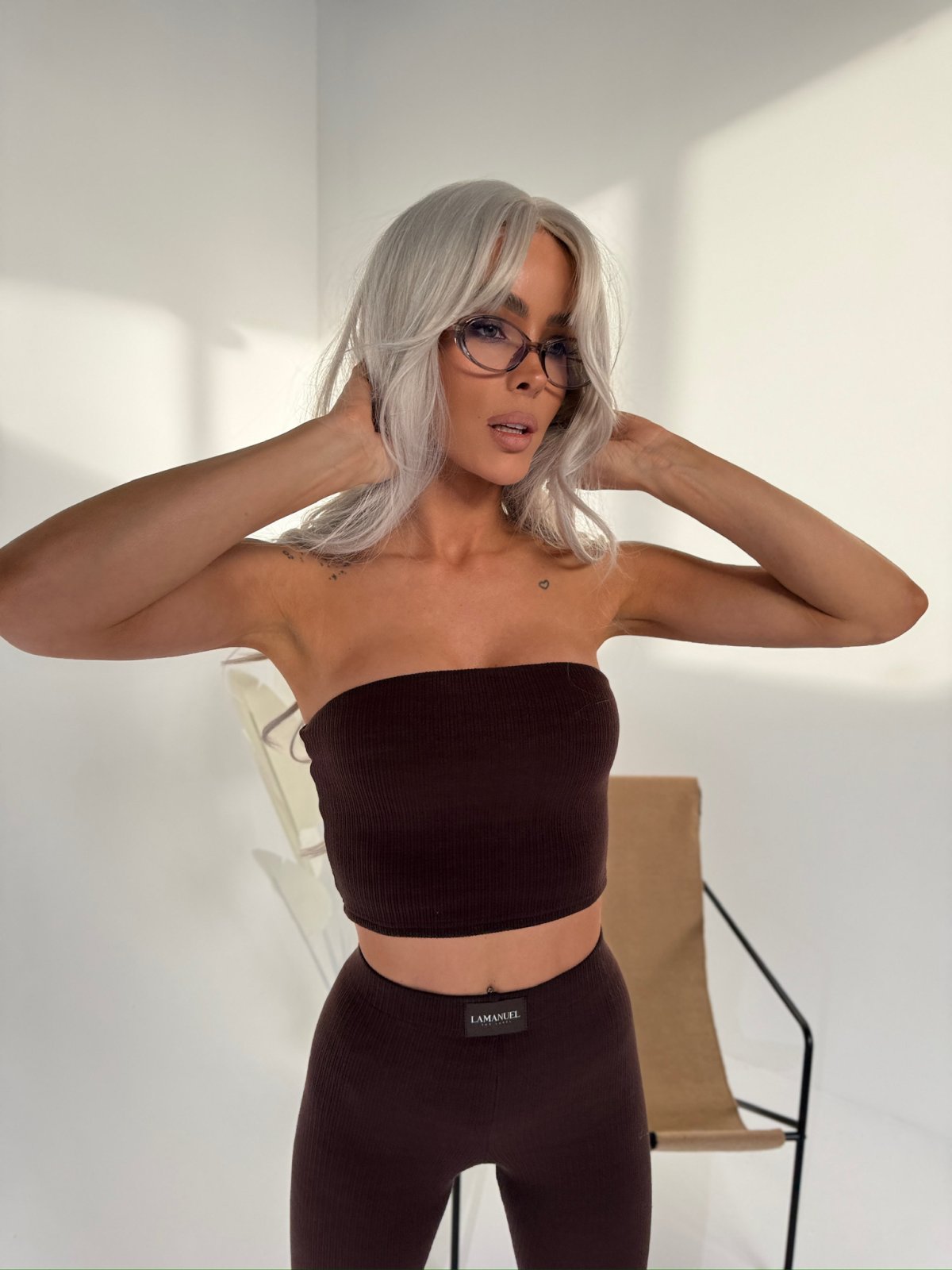 Komplet prążkowany SEPARATE, czekolada