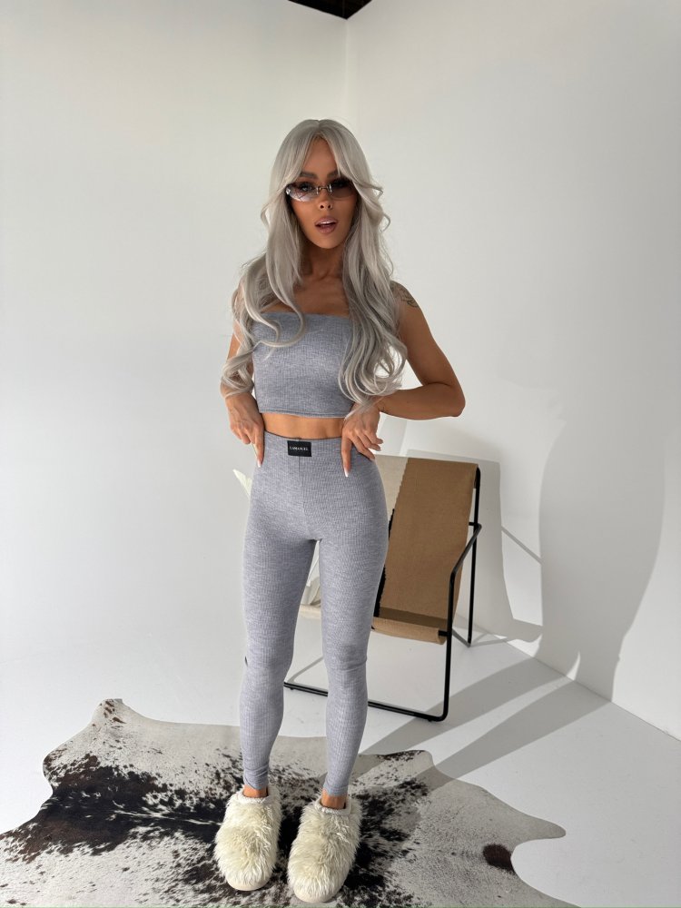 Komplet prążkowany SEPARATE, szary