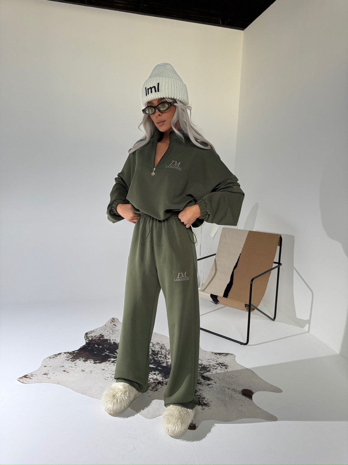 Spodnie dresowe MAGNUM, khaki