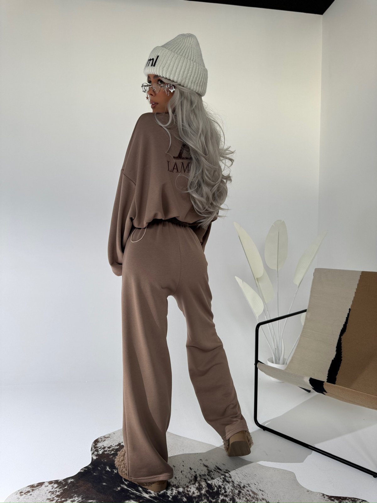 Spodnie dresowe MAGNUM, beż