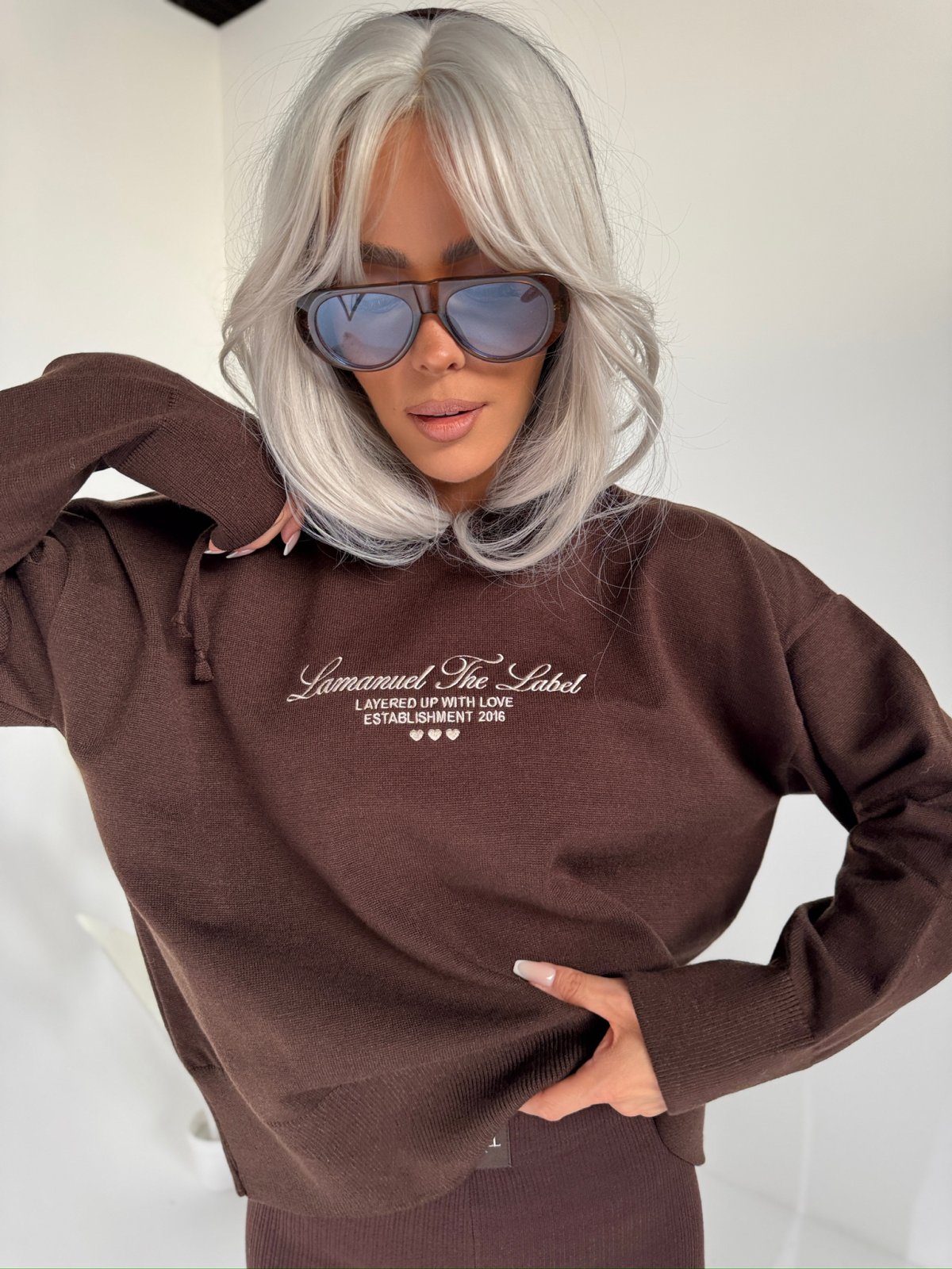 Sweter z wiskozą LOVE, czekolada