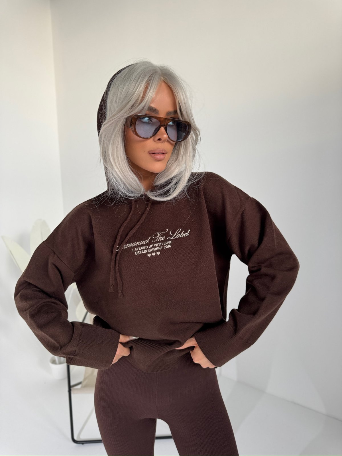 Sweter z wiskozą LOVE, czekolada