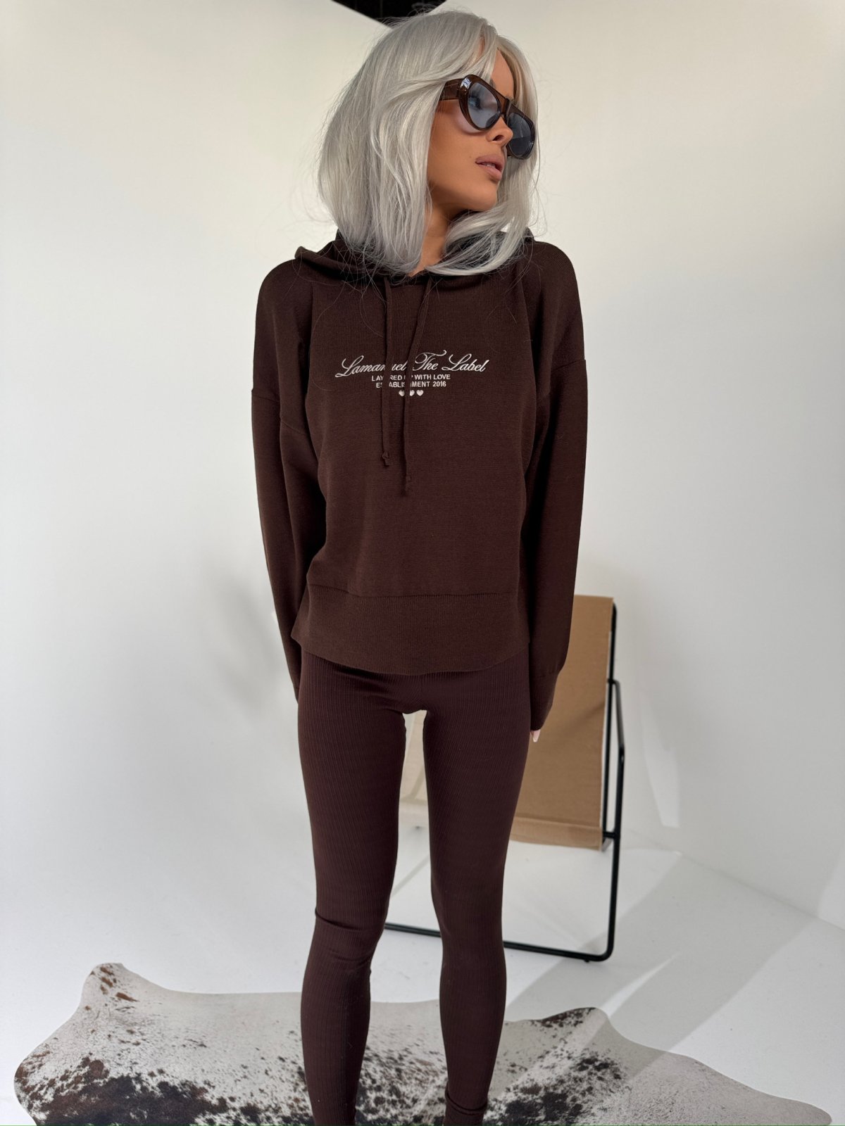 Sweter z wiskozą LOVE, czekolada