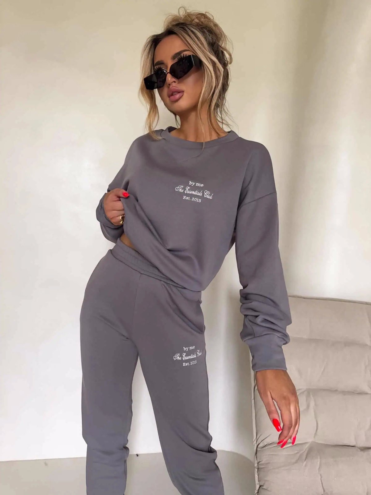 Komplet dresowy ESSENTIAL, szary