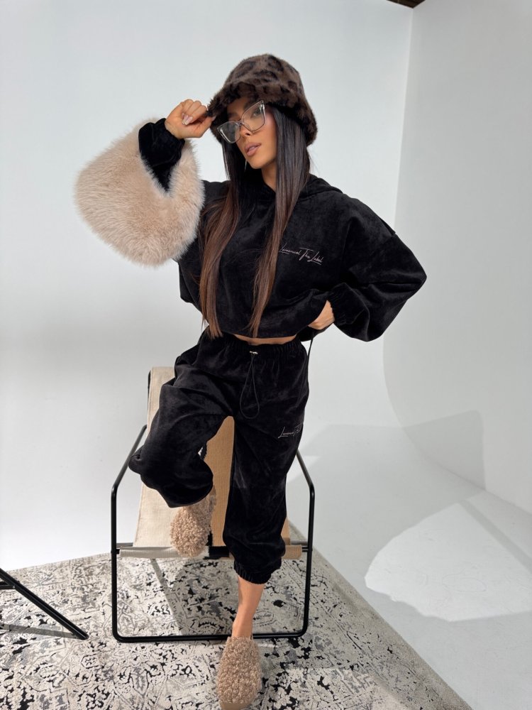 Spodnie dresowe QUEEN, czarne