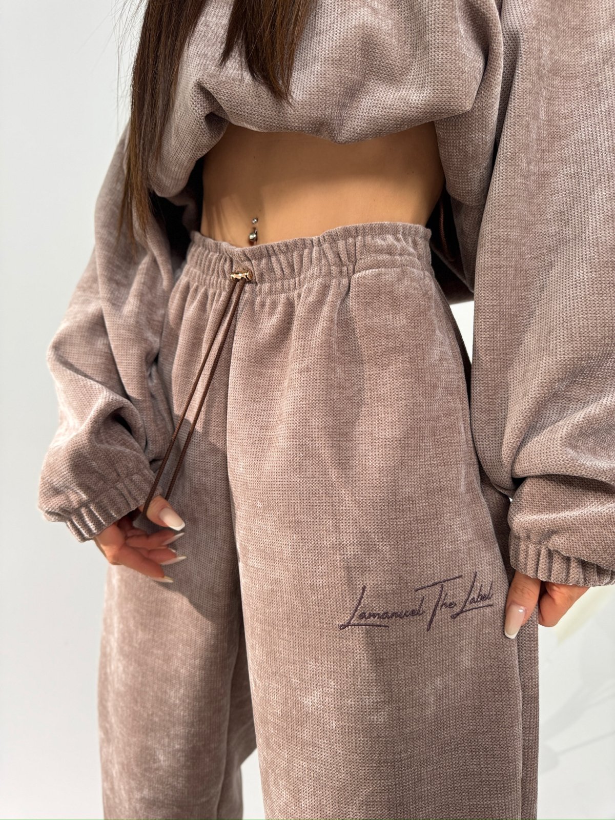 Spodnie dresowe QUEEN, beż