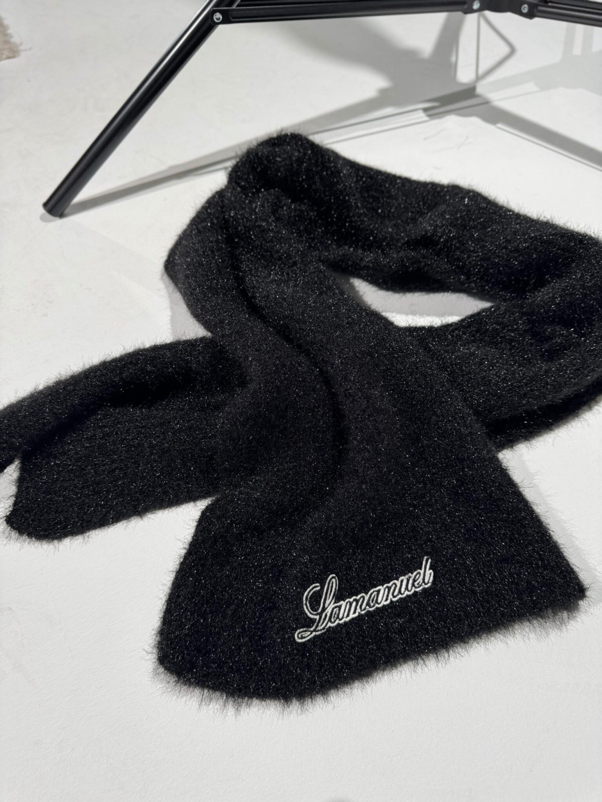 Szalik z wełną SNOWY, czarny