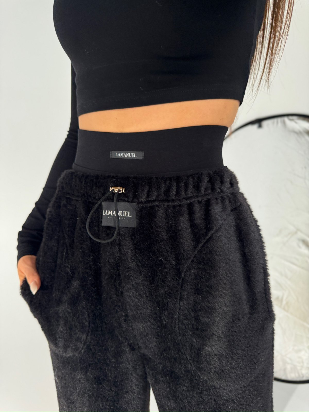 Spodnie dresowe TENDER, czarne