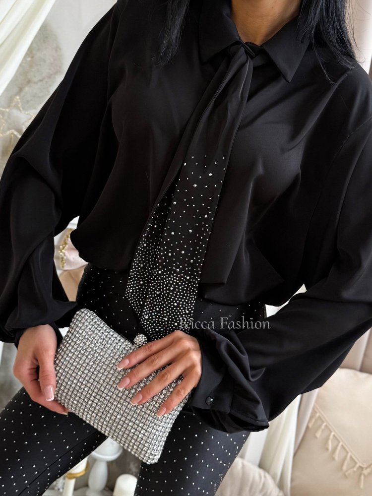 Koszula z krawatem...