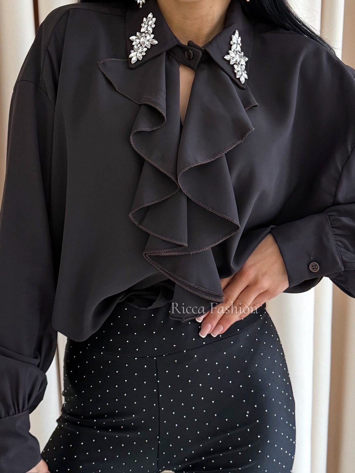 Koszula z żabotem TERIA, dark chocolate