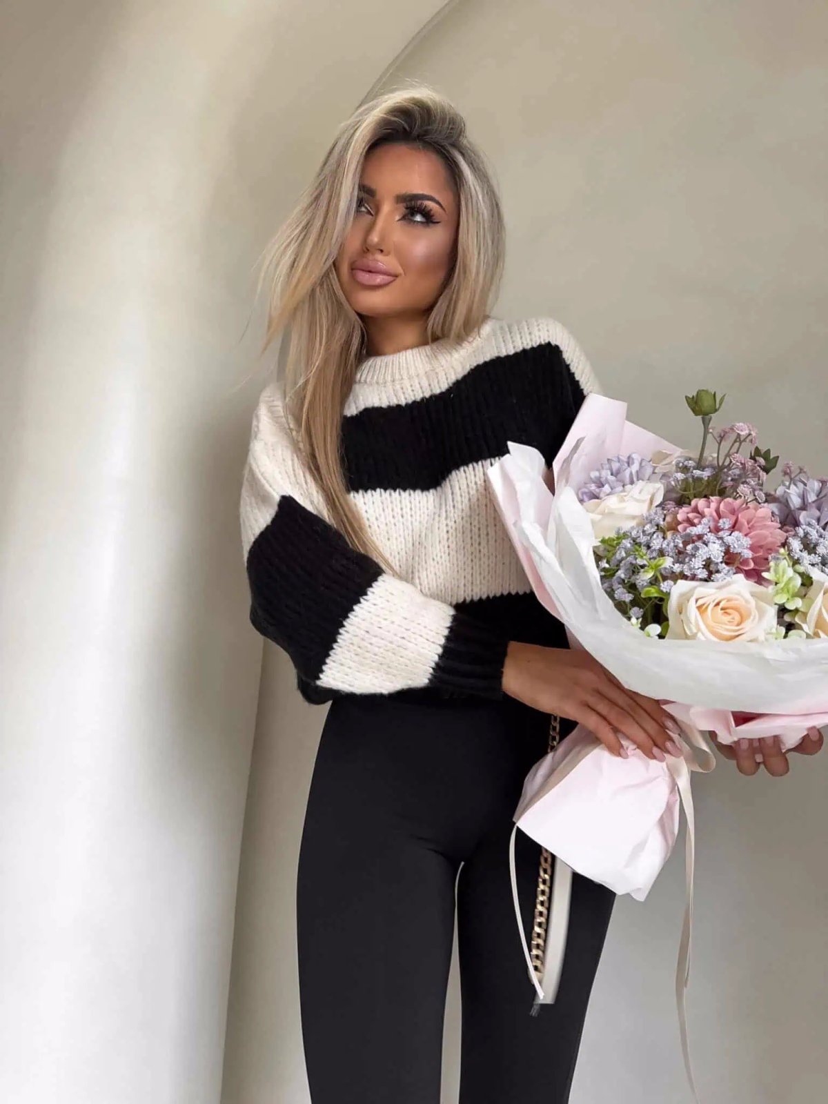 Sweter z wełną LEGEND, pasy/wanilia-czarny