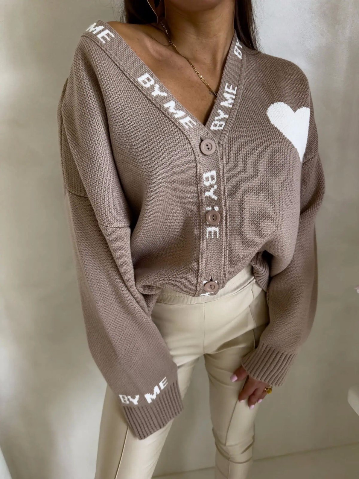 PREORDER Kardigan z wełną SERCA, beżowy