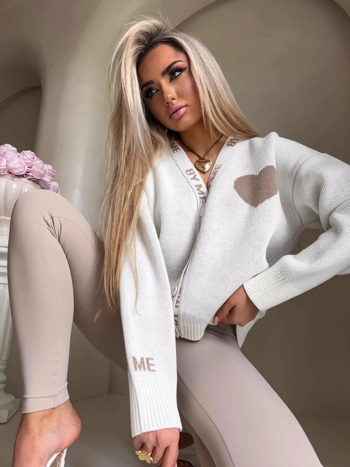 Kardigan z wełną SERCA, ecru