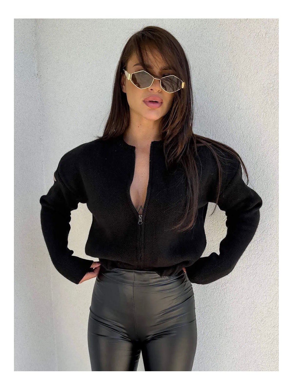 Sweter/bomberka z wełną MOHAIR, czarna