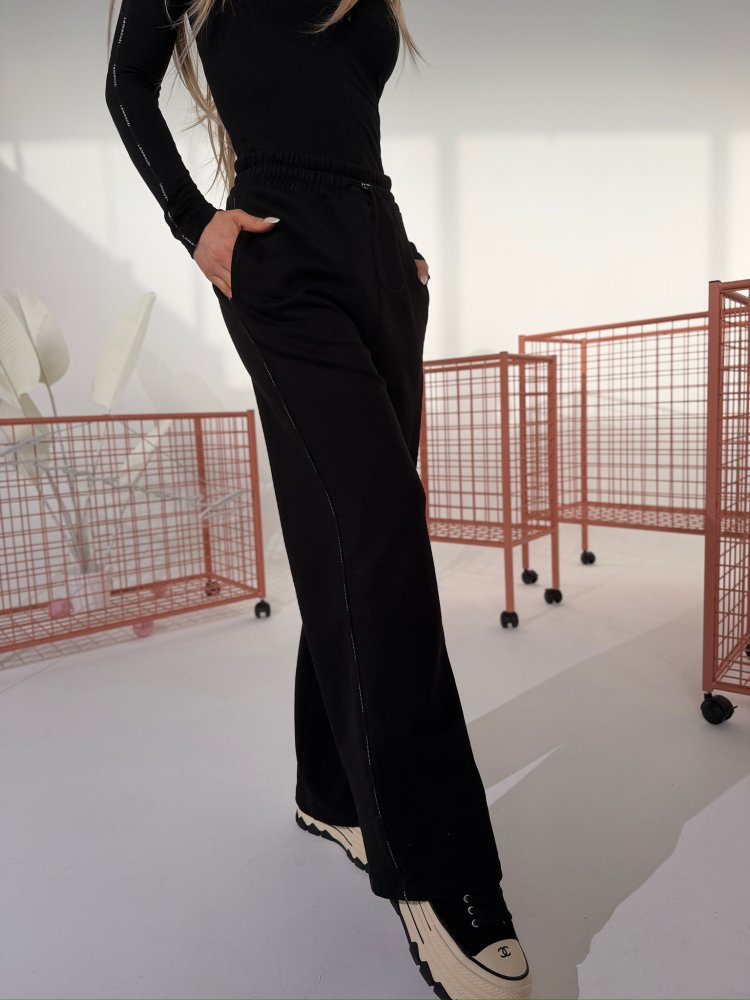 Spodnie dresowe TURN, czarne